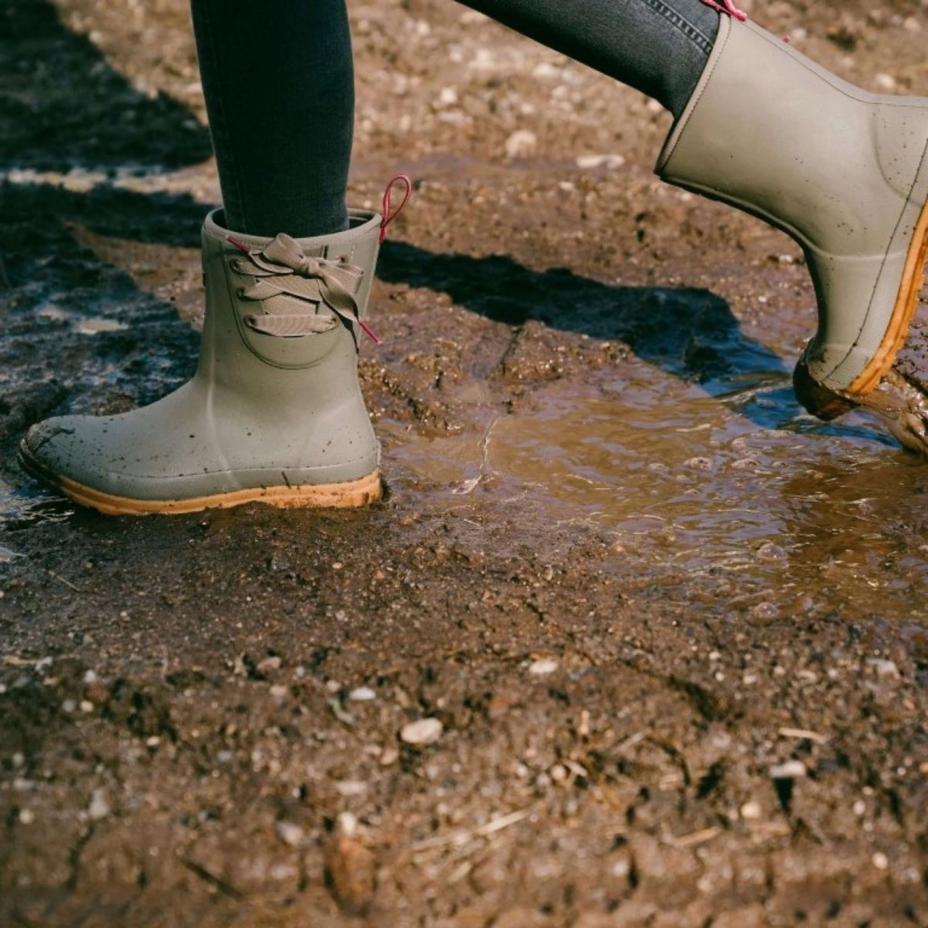 Muck Boot Muck Originals Pull On Woman Taupe - Image 3