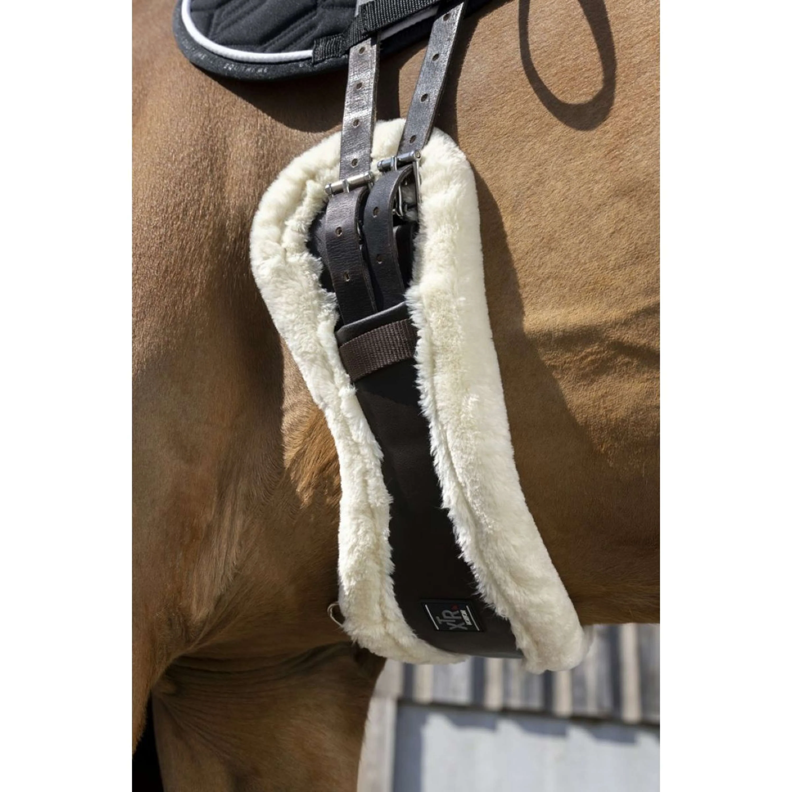 Norton Sangle de Dressage XTR Peau de Mouton Synthétique Havana/Crème - Image 6