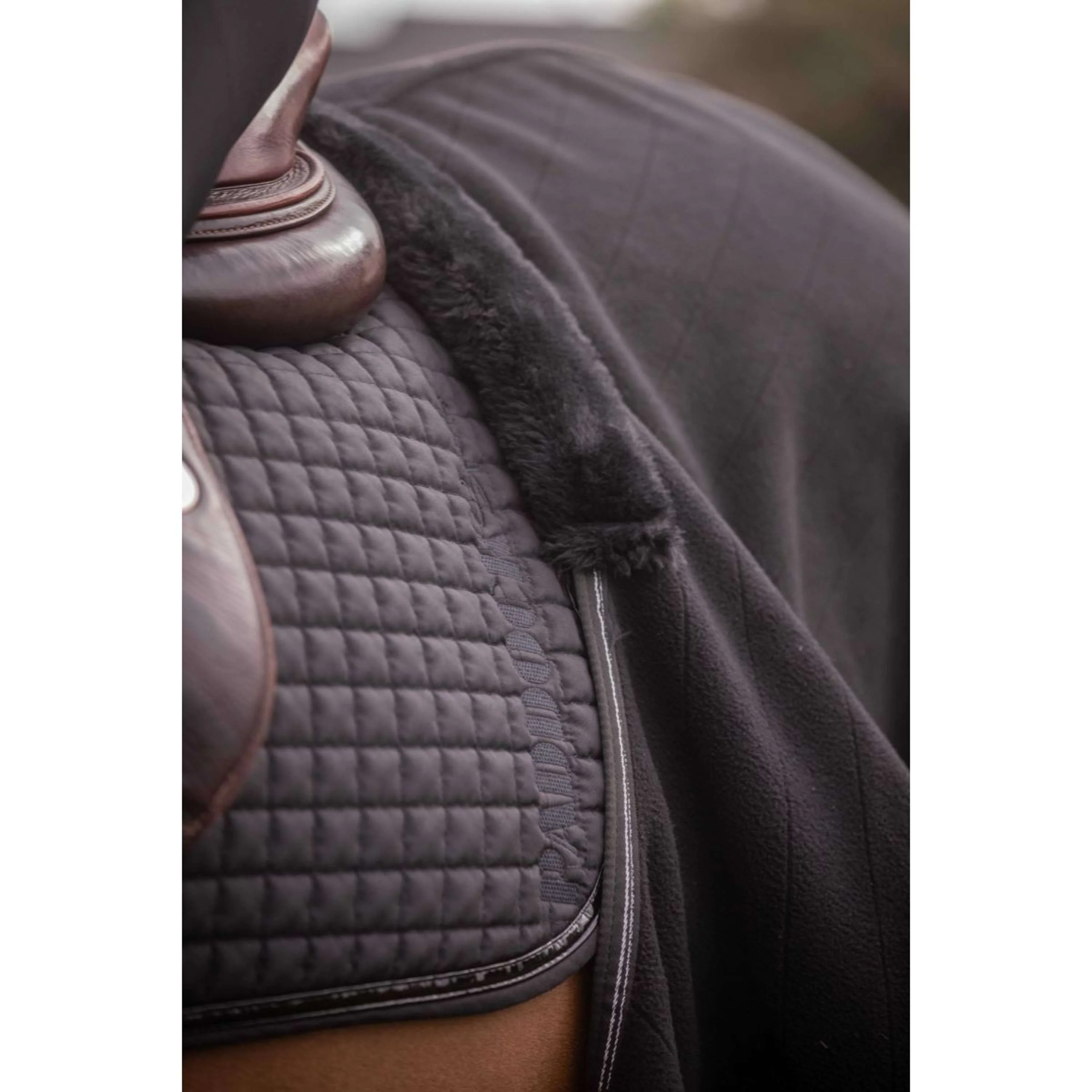 Paddock Couvre-reins Diagonal Noir - Image 5