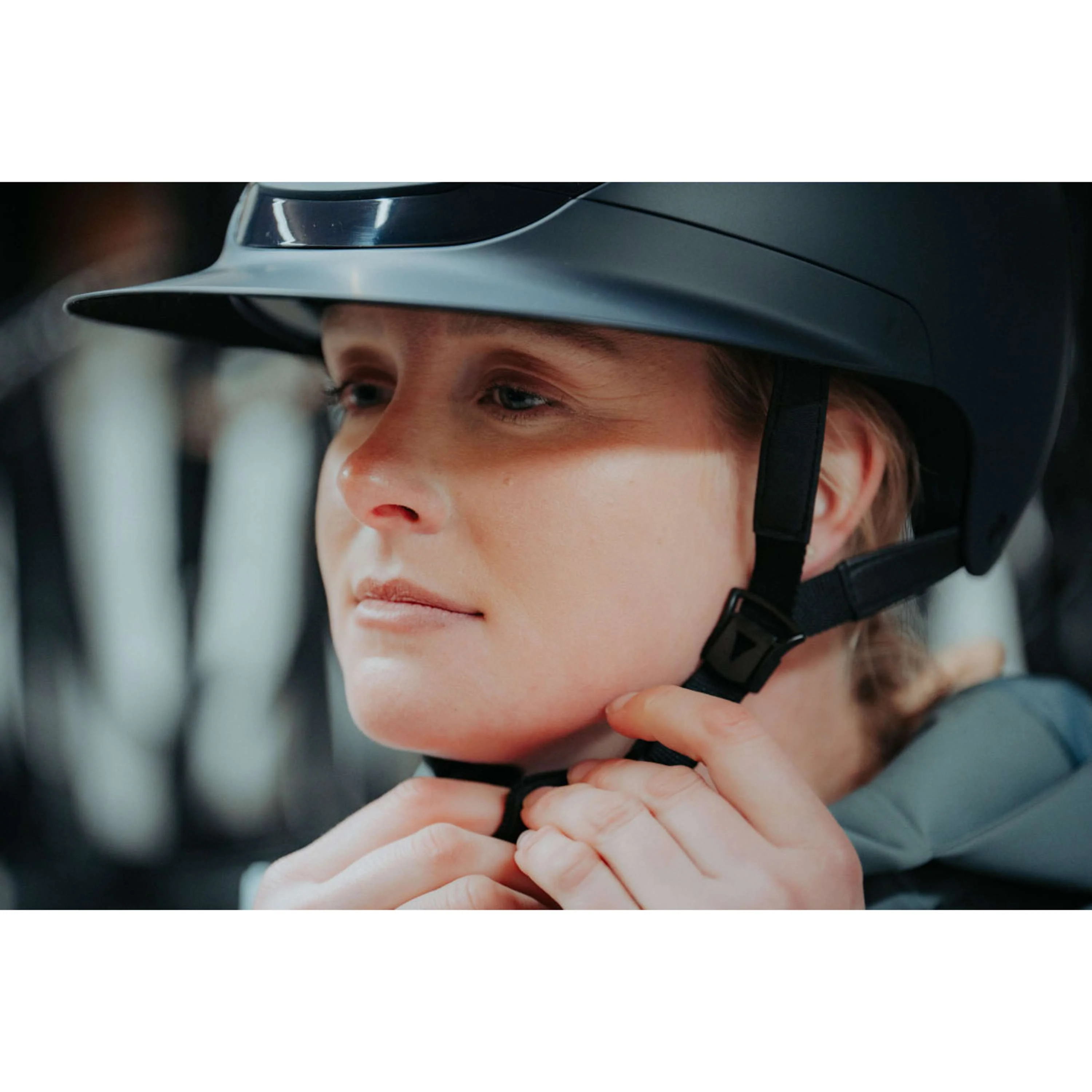 Pikeur Bombe AirLuxe Pure Visière longue Midnight Blue - Image 12