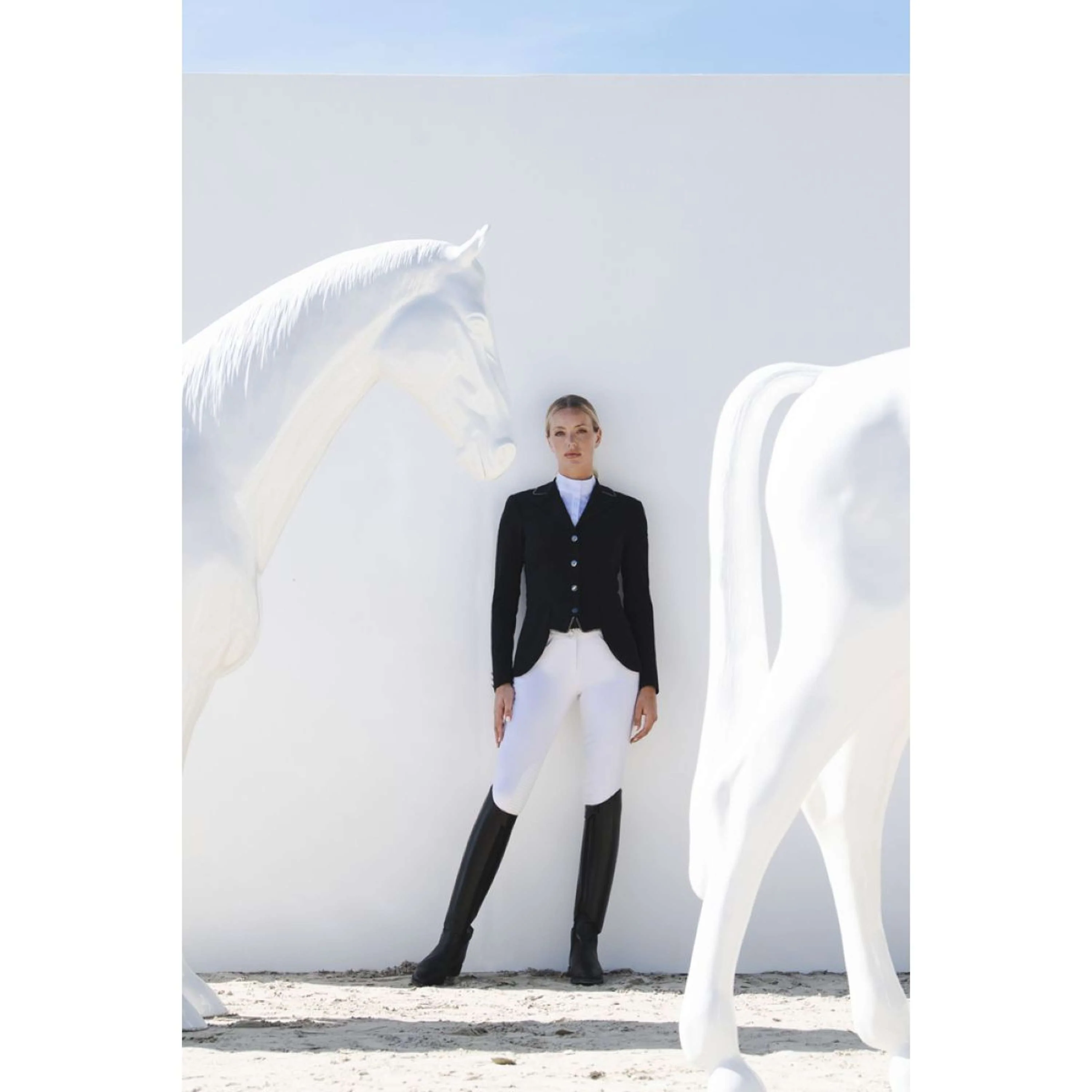 Pikeur Petite Veste de Concours Cecile Noir - Image 3