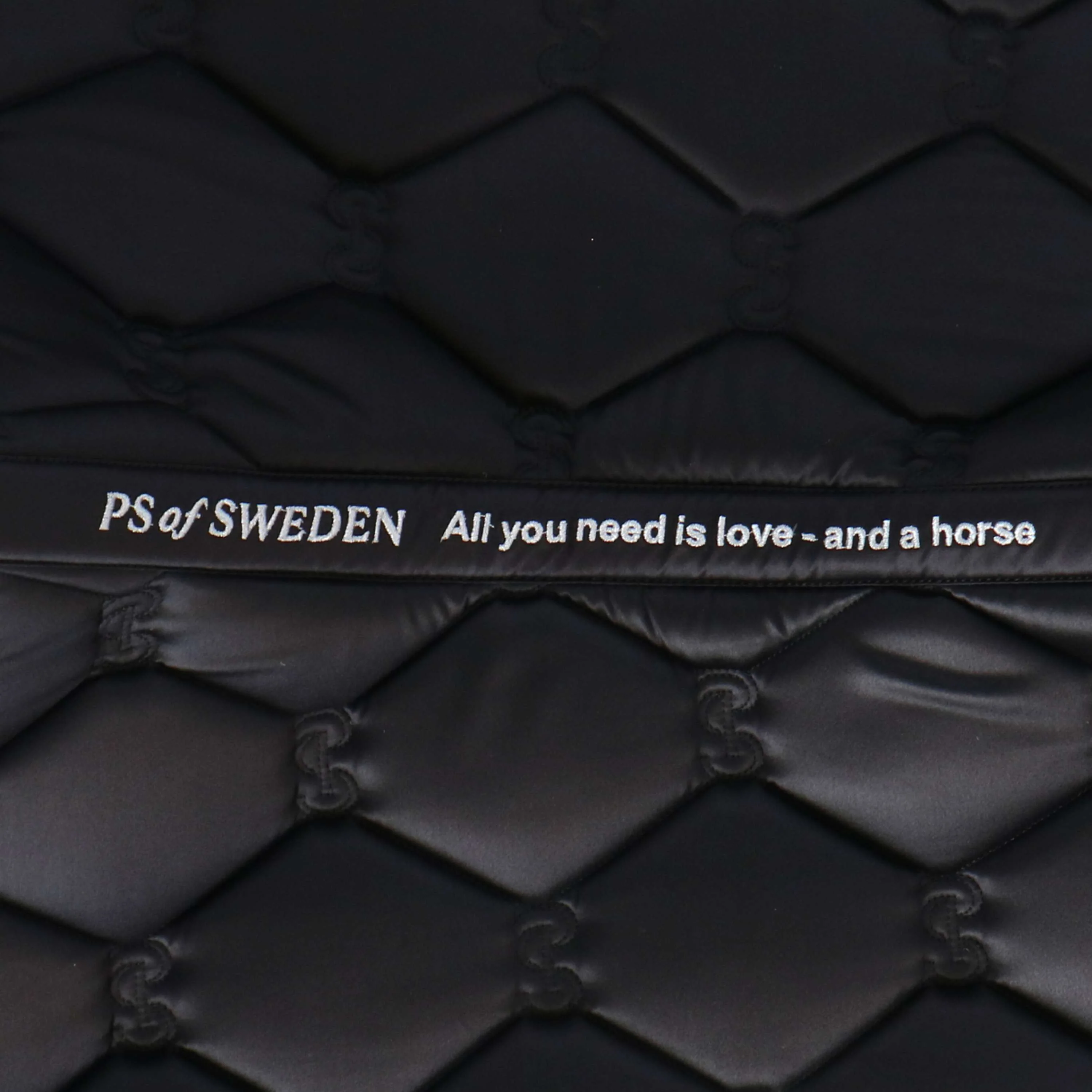 PS of Sweden Tapis de Selle Signature Dressage Noir - Image 6