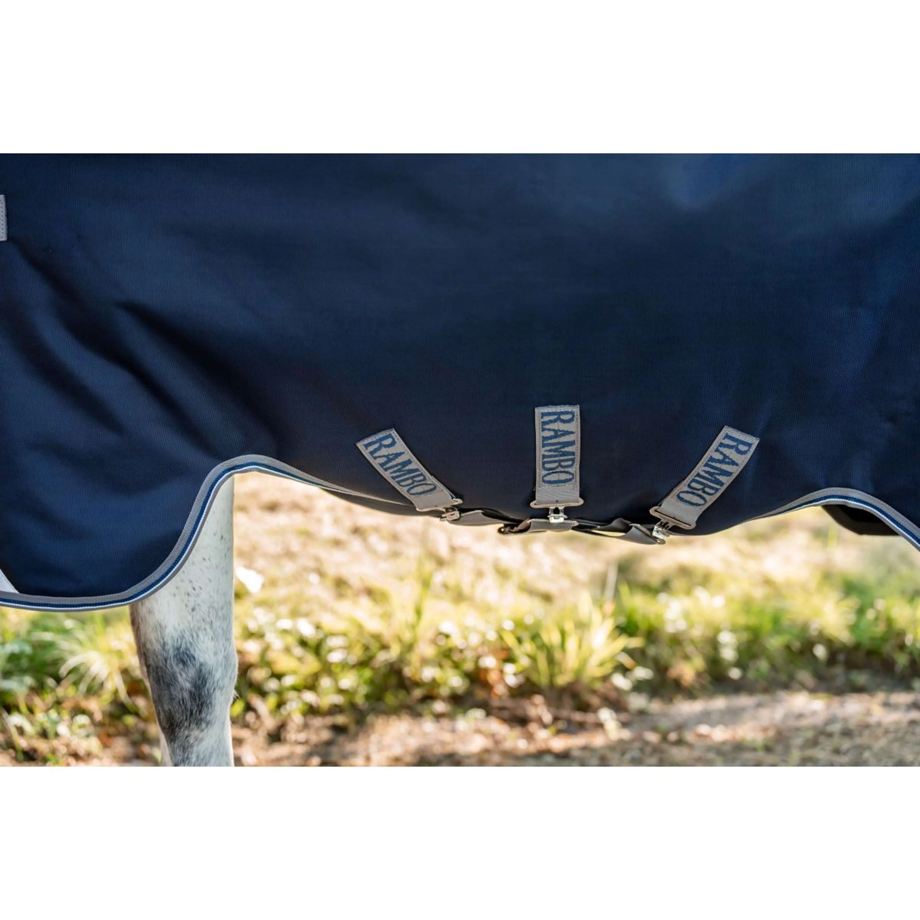 Rambo Turnout Rug 1680D Varilayer 250g Navy/Thunderstorm Grey/Silver - Image 5