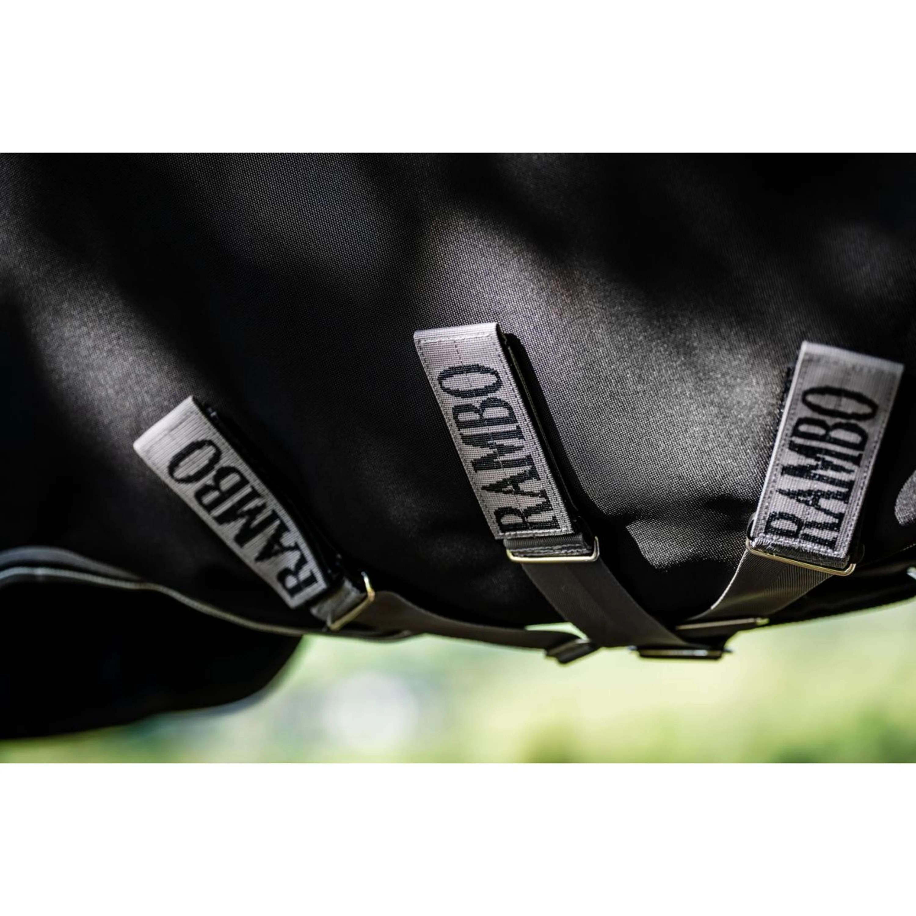 Rambo Turnout Rug 1680D Varilayer 250g Black/Thunderstorm Grey/Silver - Image 7
