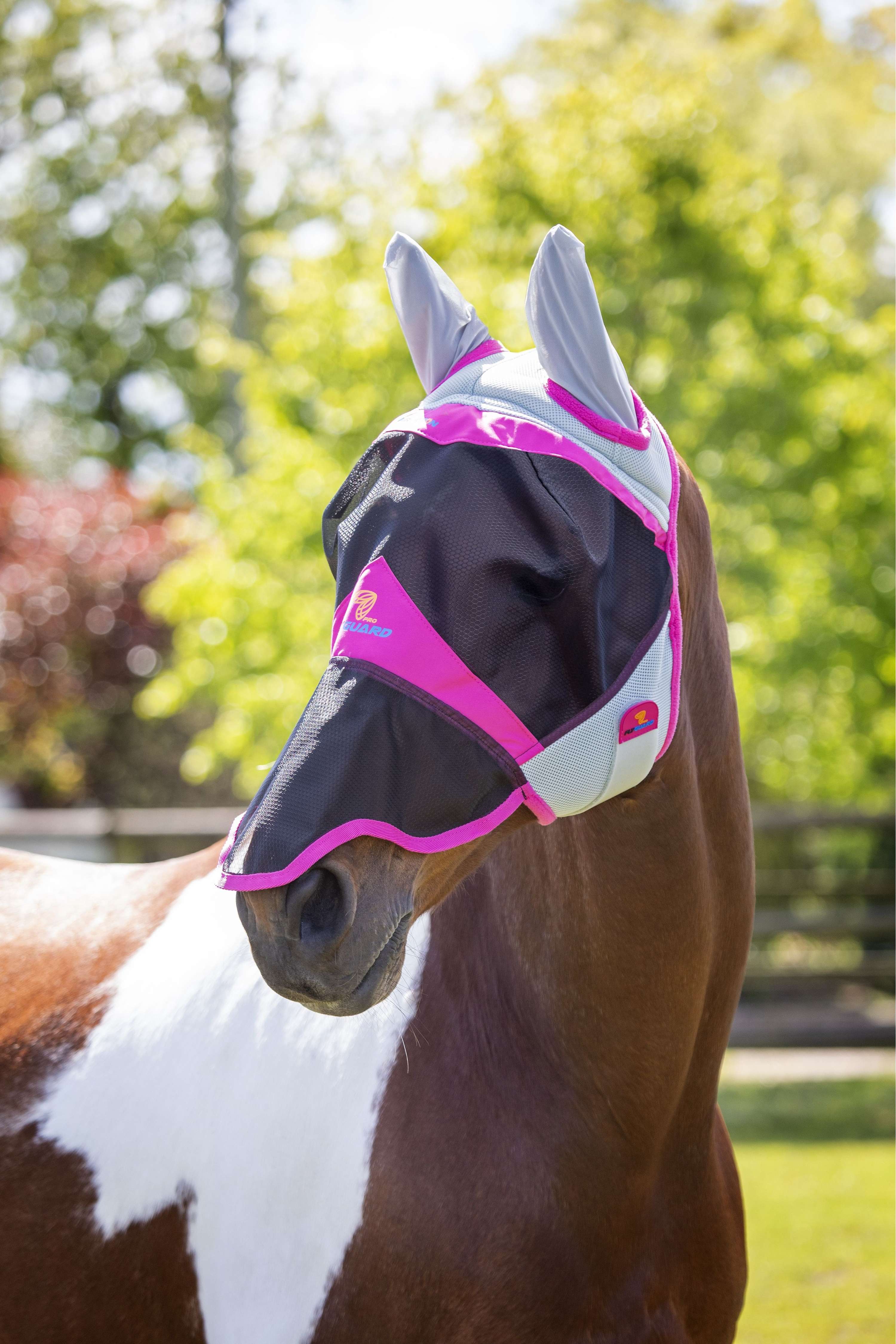 Shires Masque Anti-Mouches Air Motion avec Oreilles et Nez Rose - Image 4