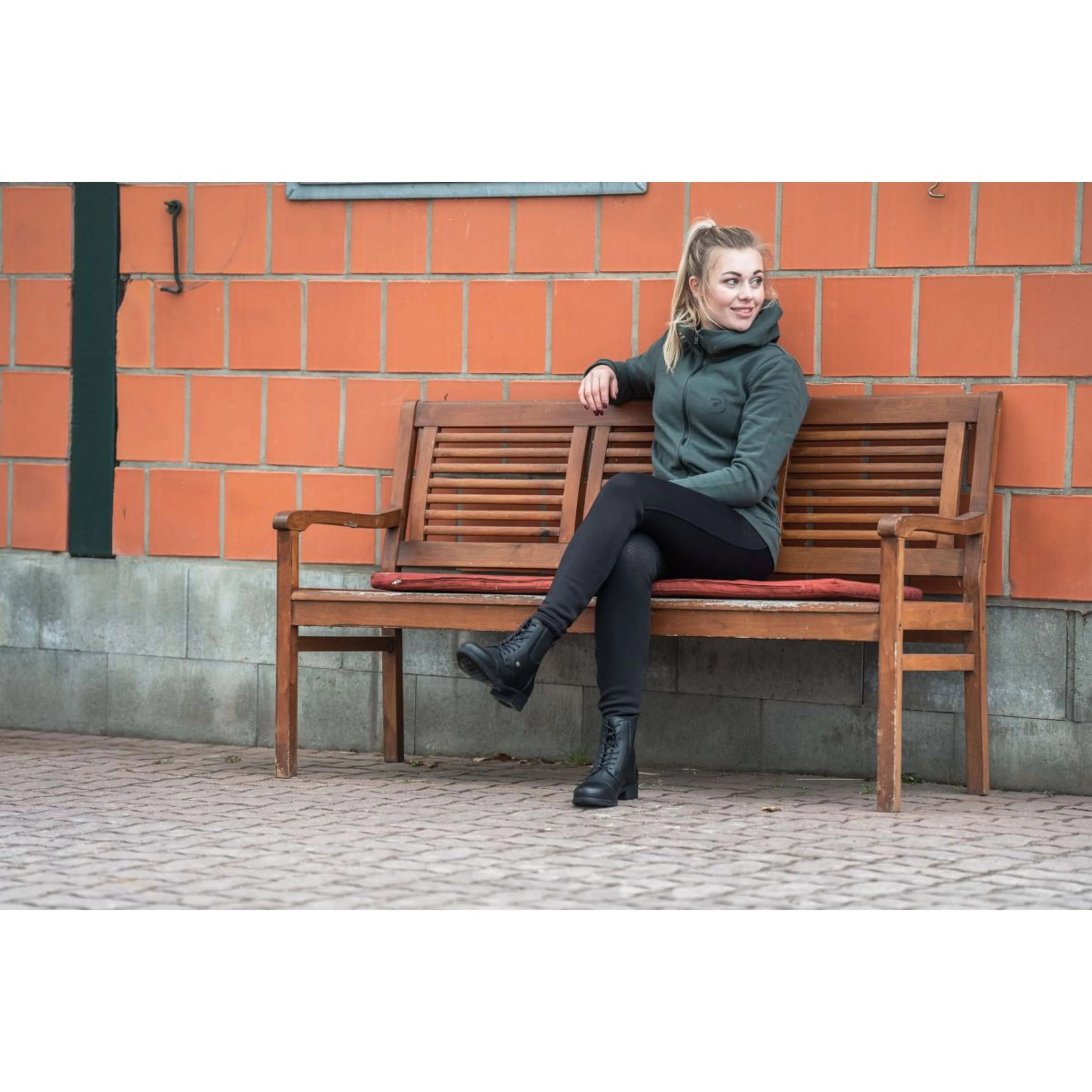 Suedwind Jodhpurs Nova Back Zip Noir - Image 4