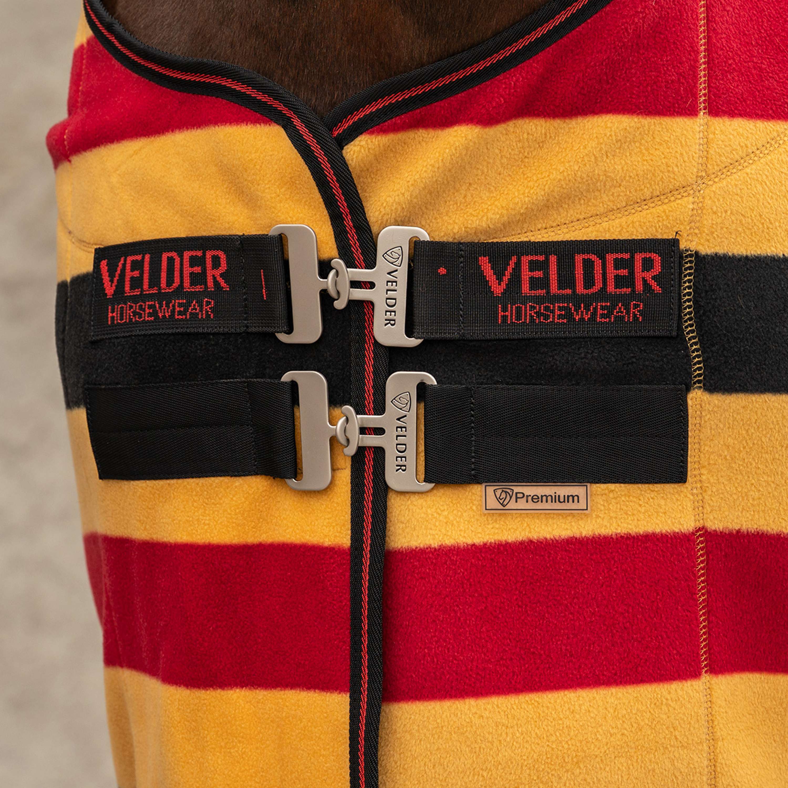 Velder Horsewear Deluxe Fleece Cooler Rug Noir/Jaune - Image 2