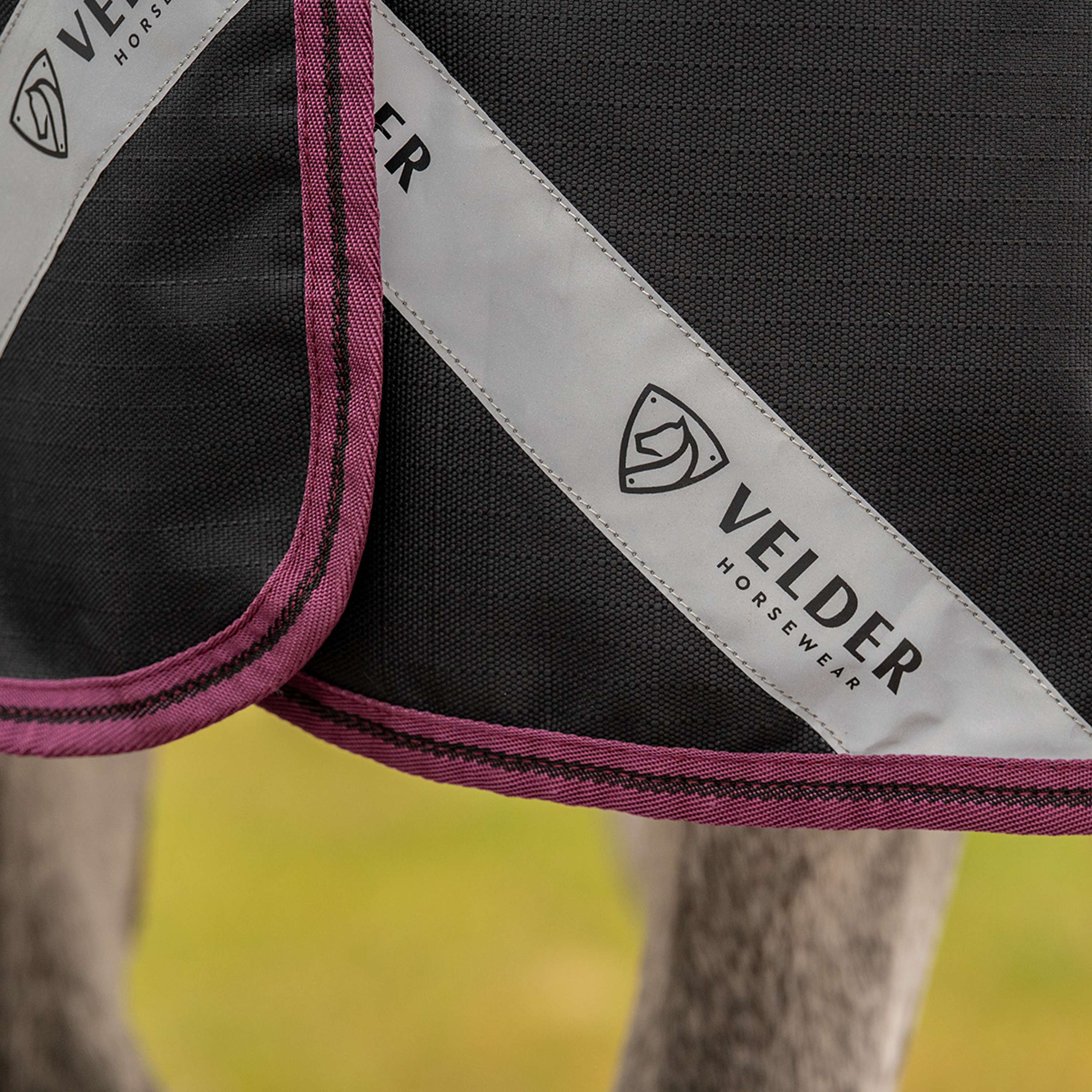 Velder Horsewear Turnout Rug 1200D 0g Noir - Image 4