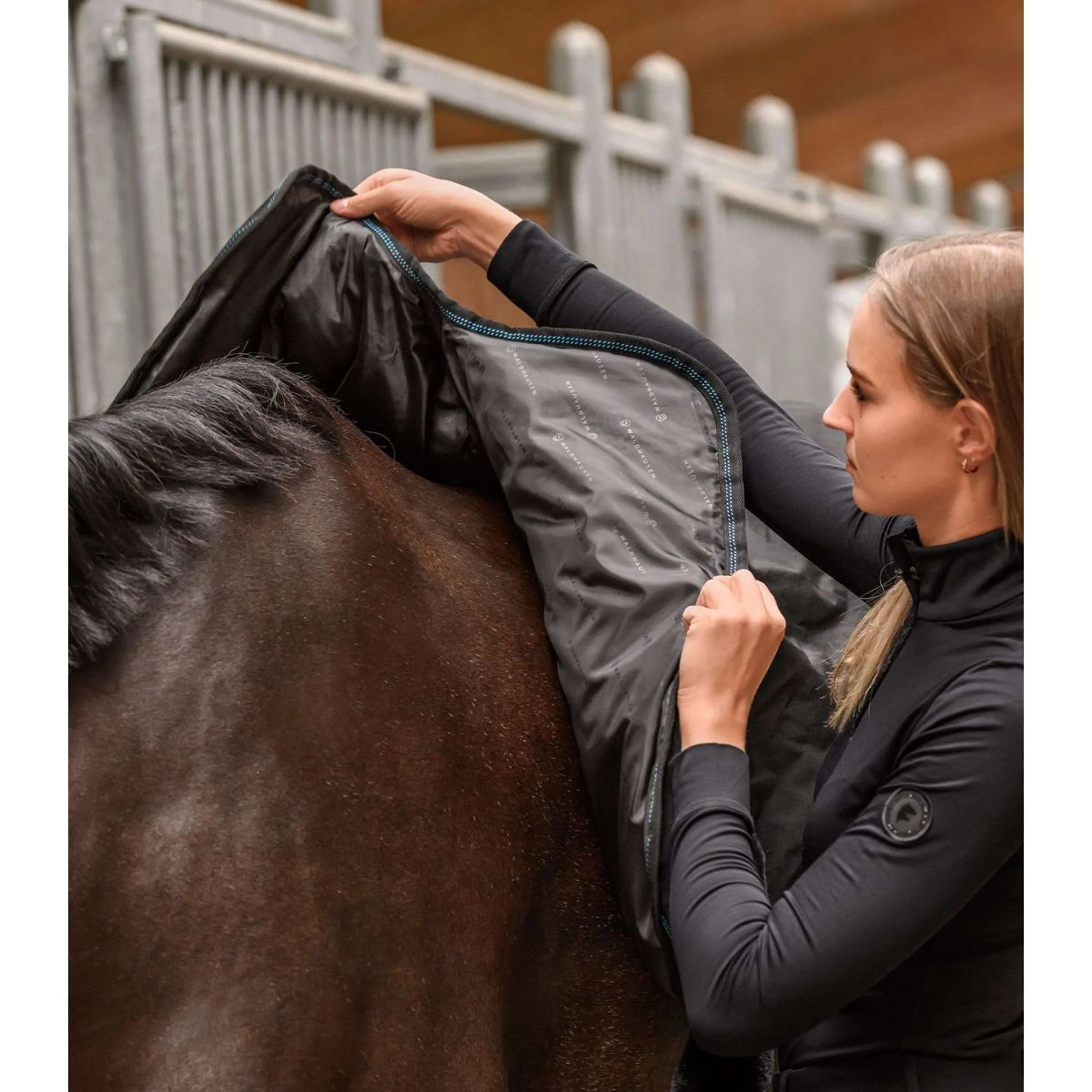 Waldhausen Couverture chauffante et de massage TecSupreme Noir - Image 5