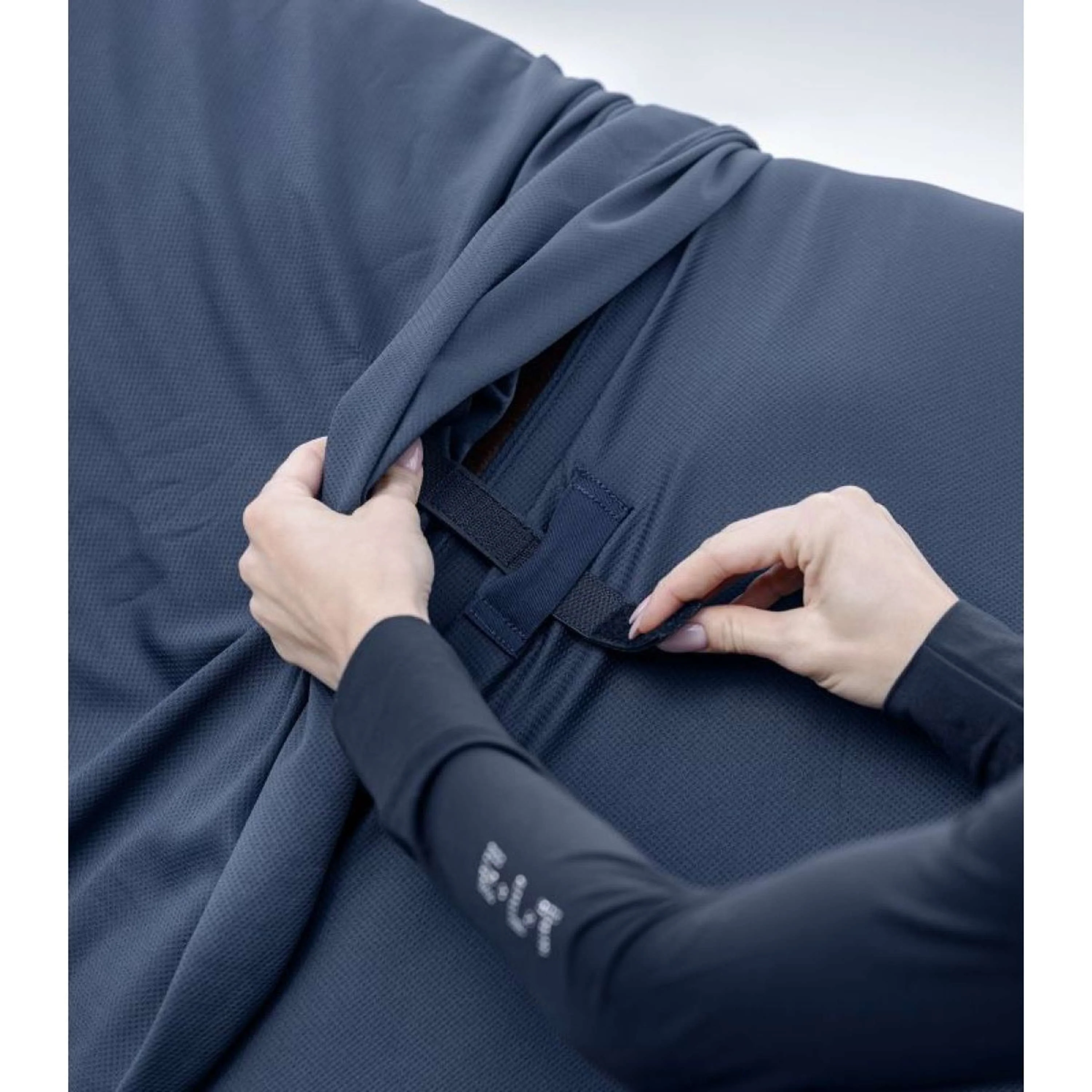 Waldhausen Health + Care Couvre-Cou Ice Layer Bleu Nuit - Image 3