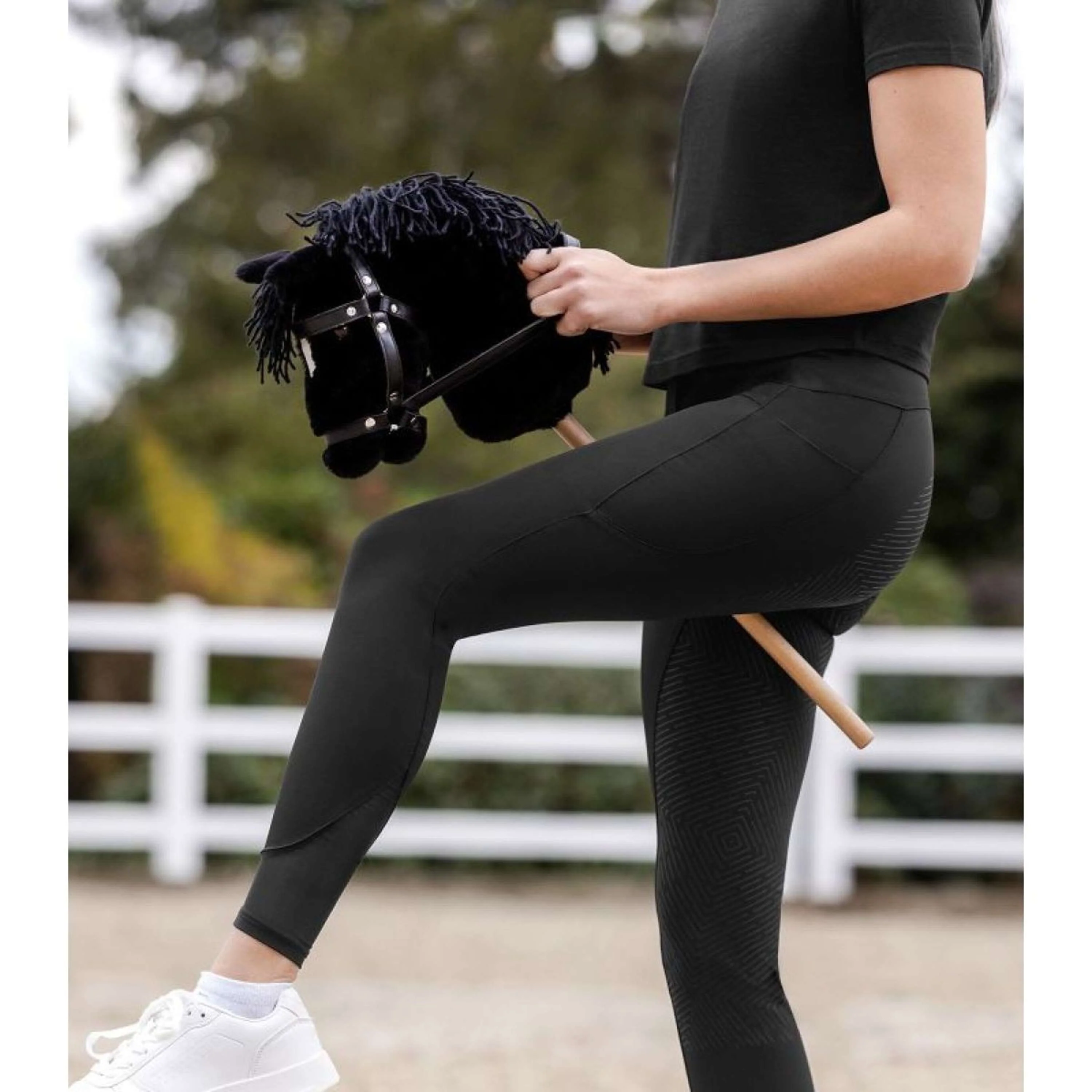 Waldhausen Hobby Horse Blacky Noir - Image 3