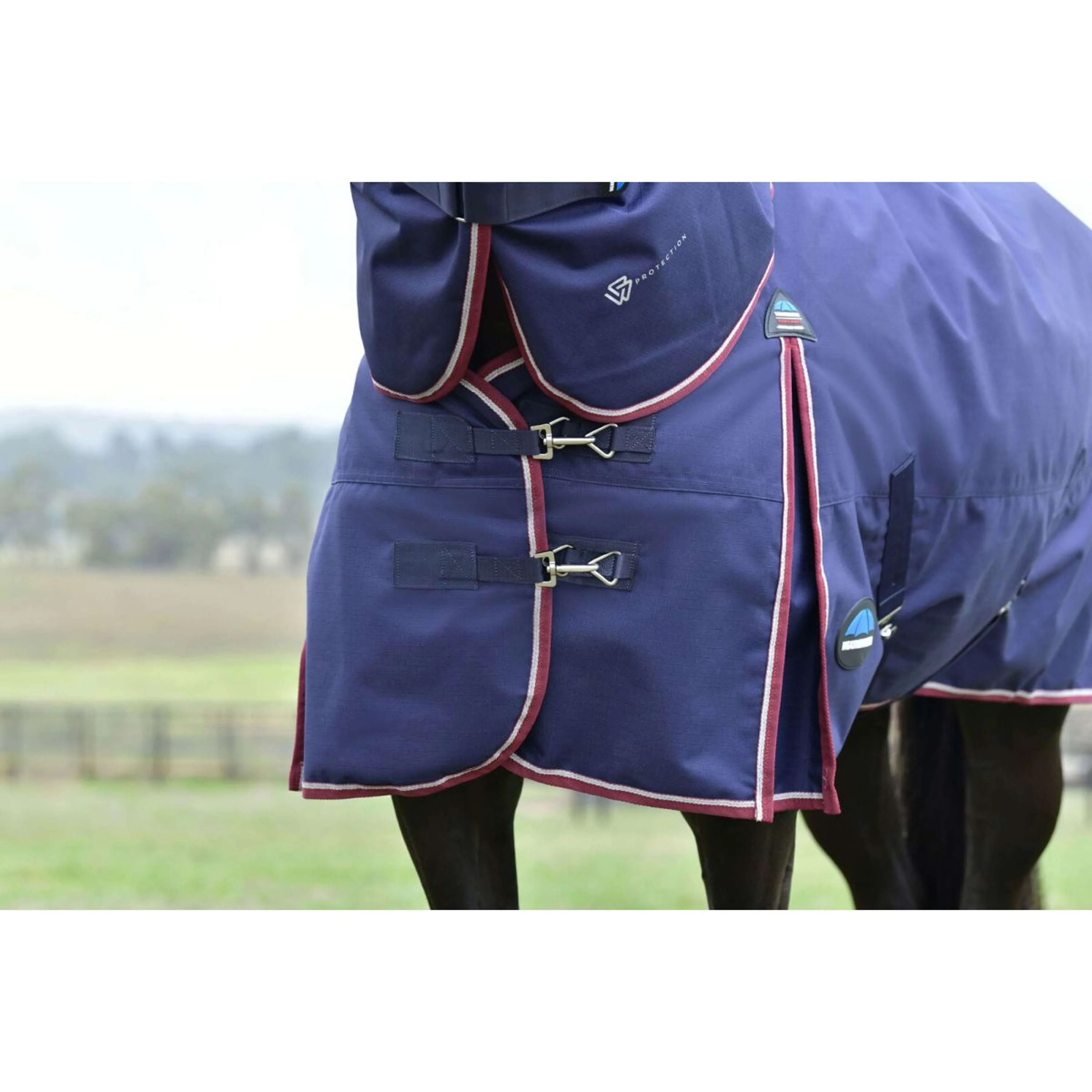 WeatherBeeta ComFiTec Essential Turnout Detach-A-Neck 220g Marine/Bordeaux - Image 3